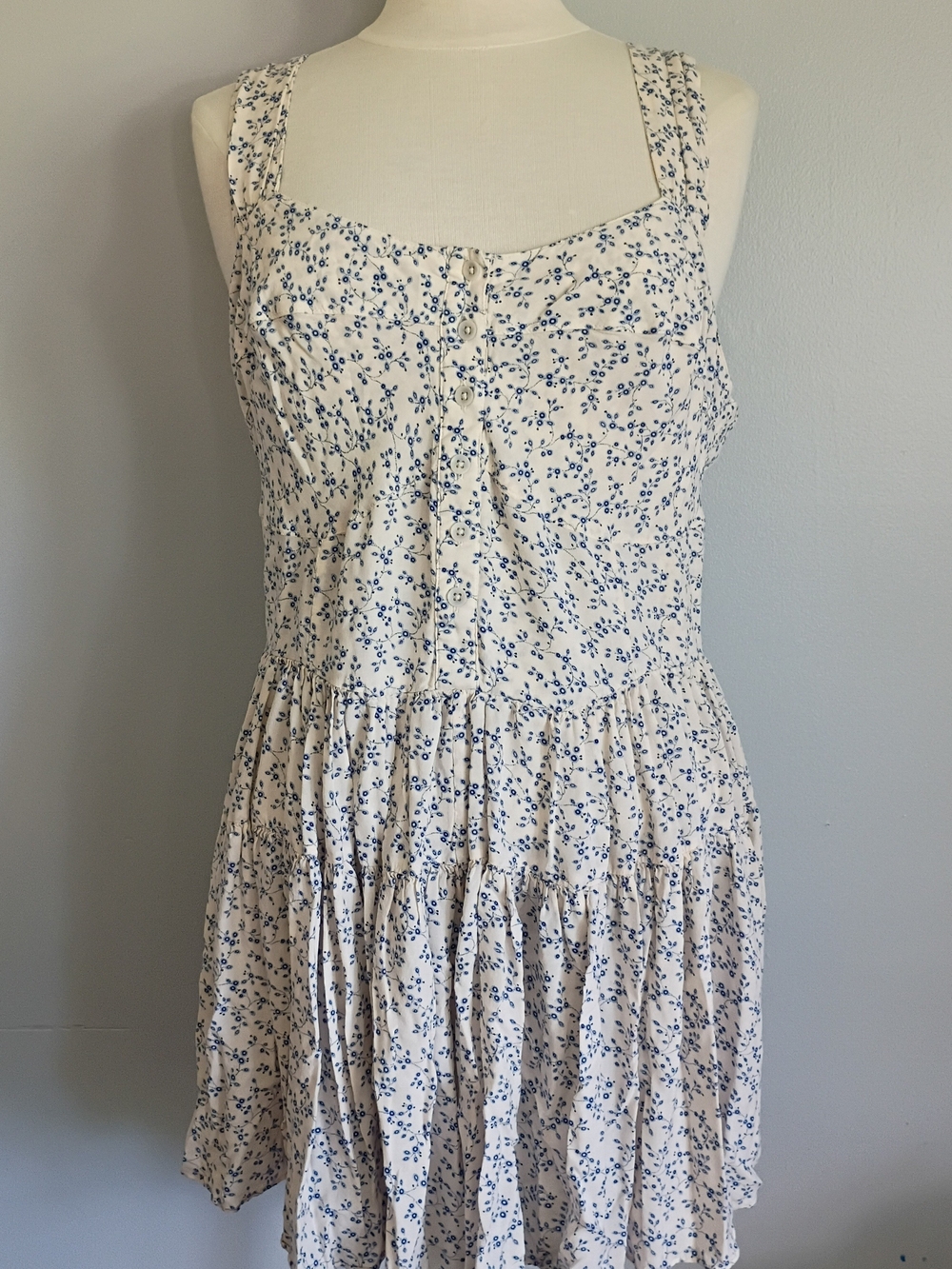 Aerie Blue Floral Tiered Smocked Romper Size Large